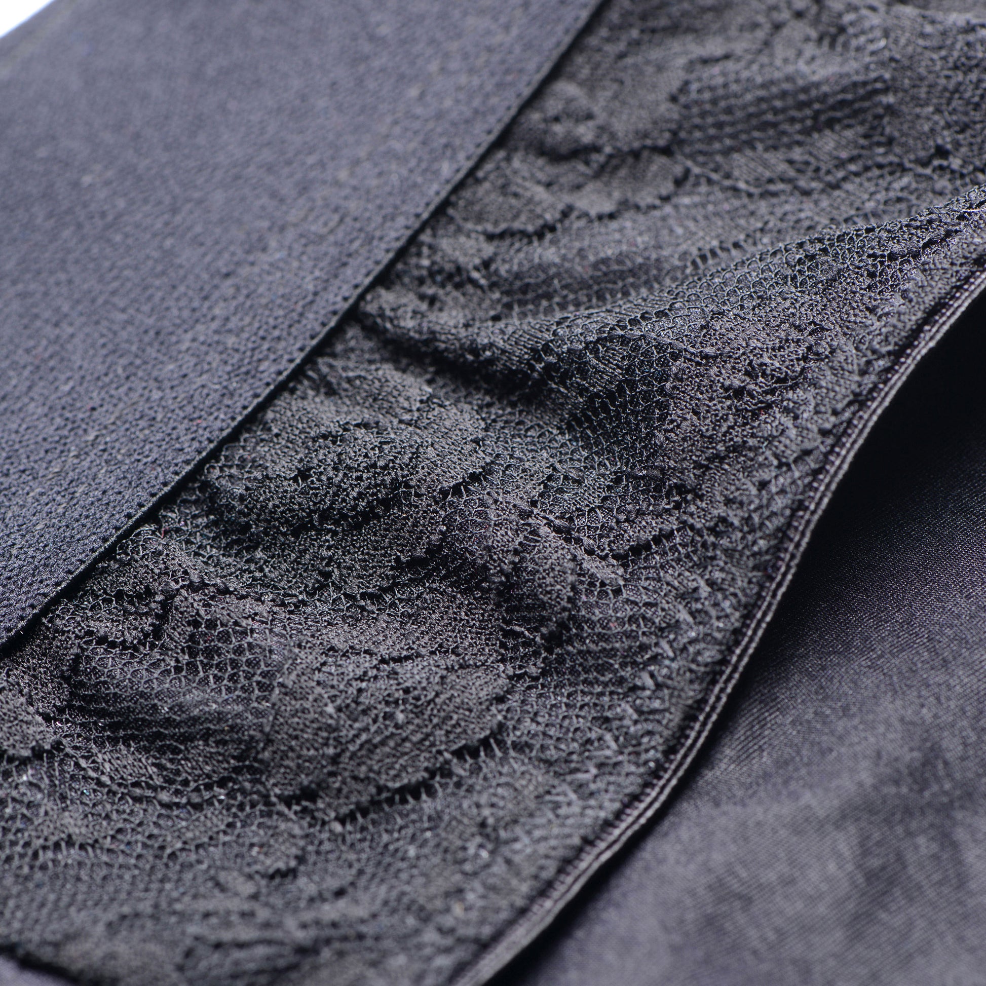 Lace Envy Black Crotchless Panty Harness - L/xl SU-AG453-LXL