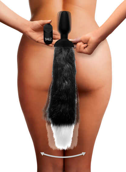 Waggerz Moving and Vibrating Fox Tail Anal Plug TZ-AG198