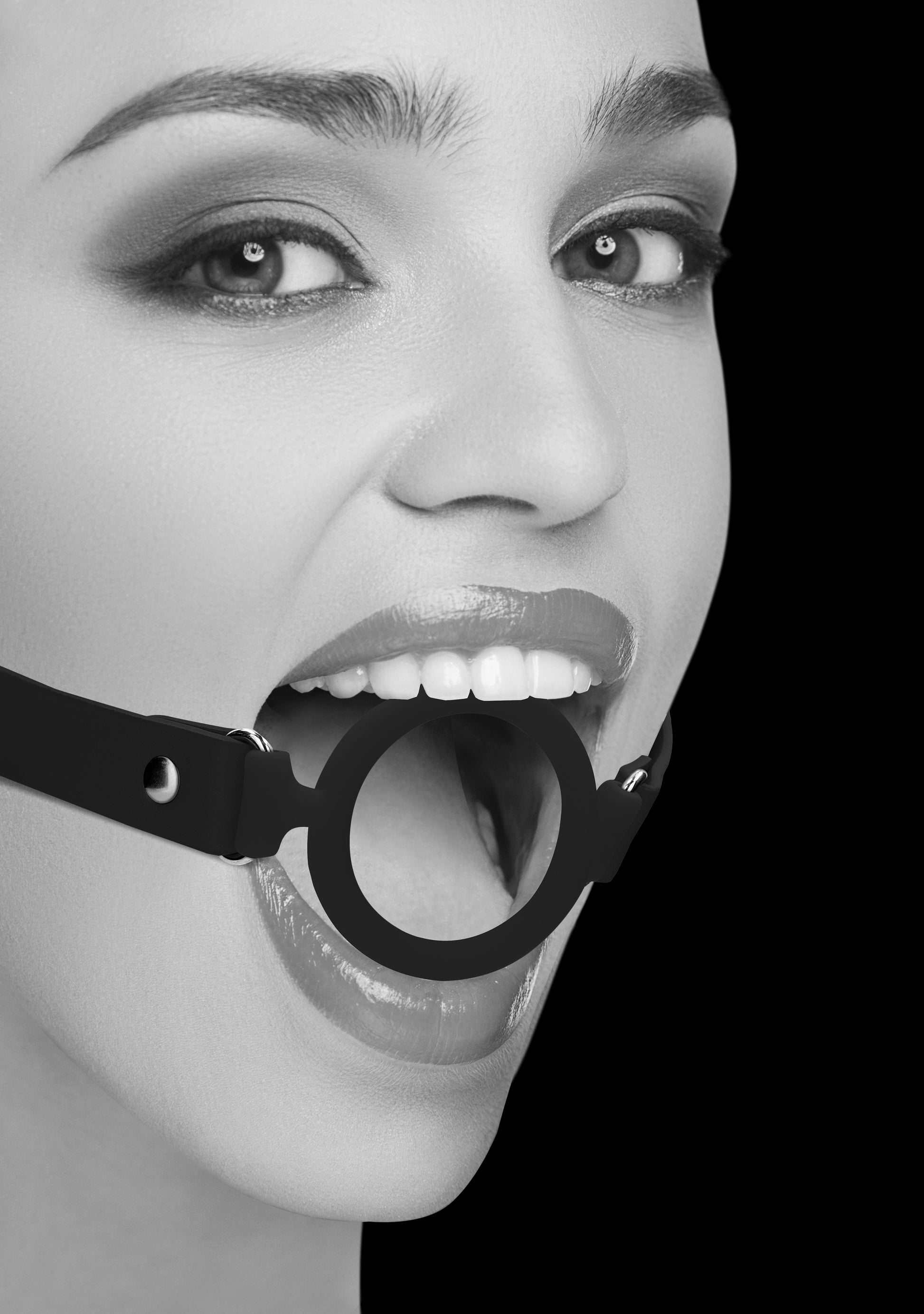 Silicone Ring Gag With Adjustable Bonded Leather  Staps - Black OU-OU679BLK